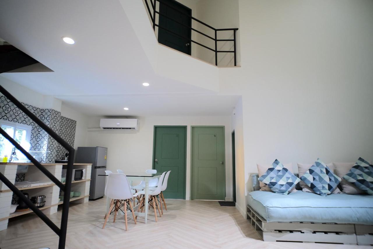 Baan Khun Pra Duplex Rm3 Bangkok Lejlighed Eksteriør billede